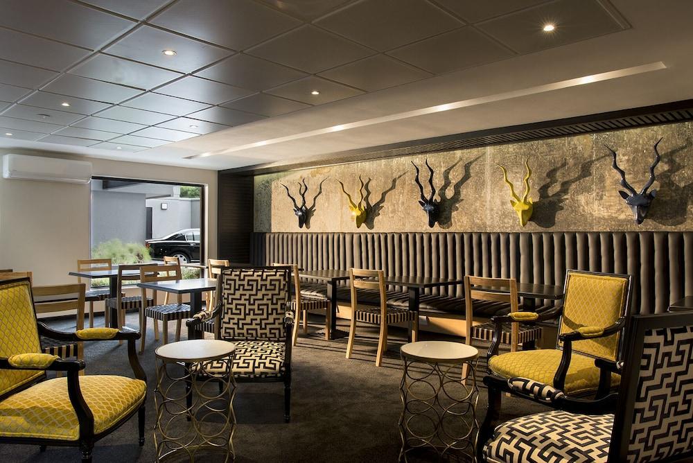 The Max Hotel Sandton Johannesburg Exterior photo