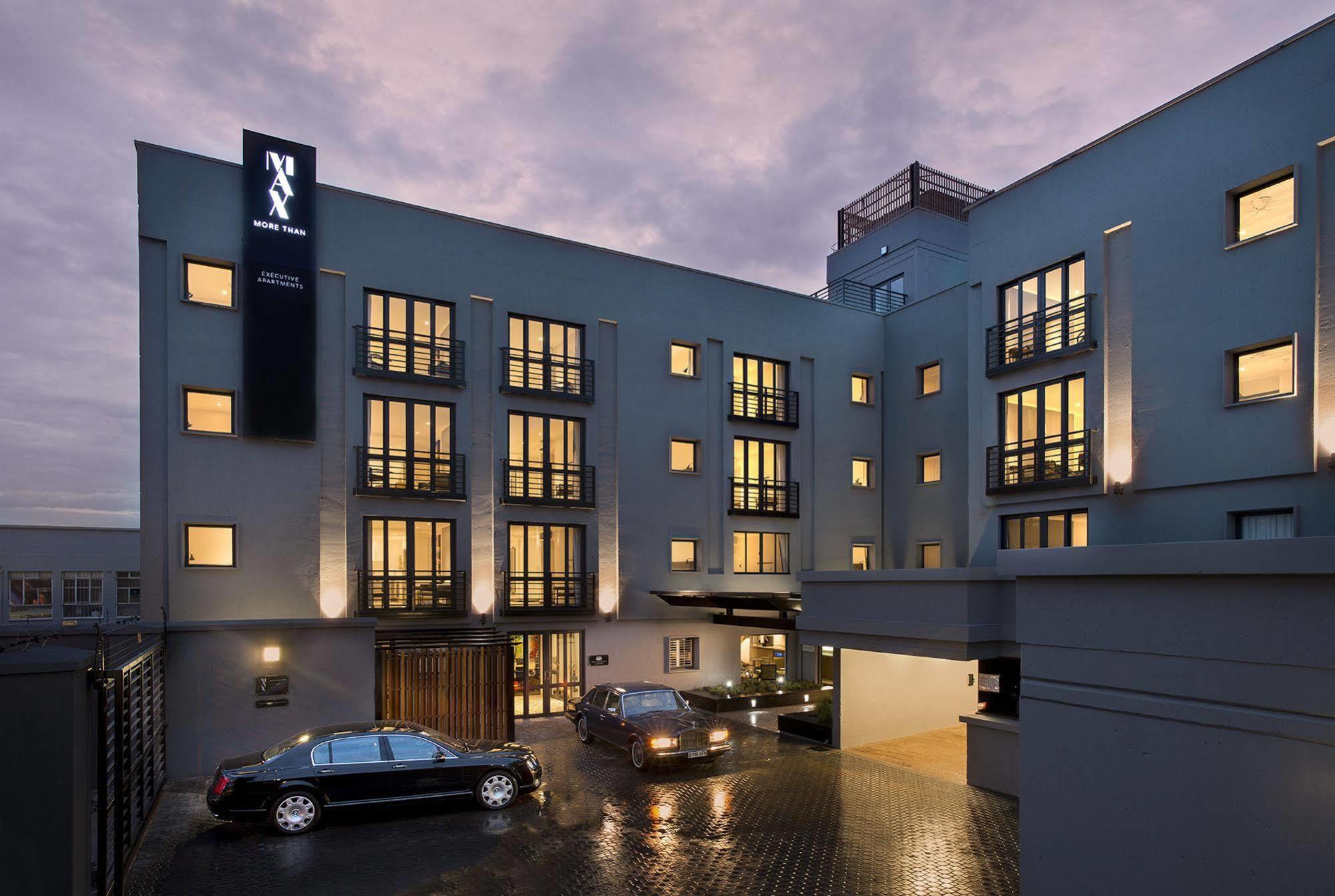 The Max Hotel Sandton Johannesburg Exterior photo
